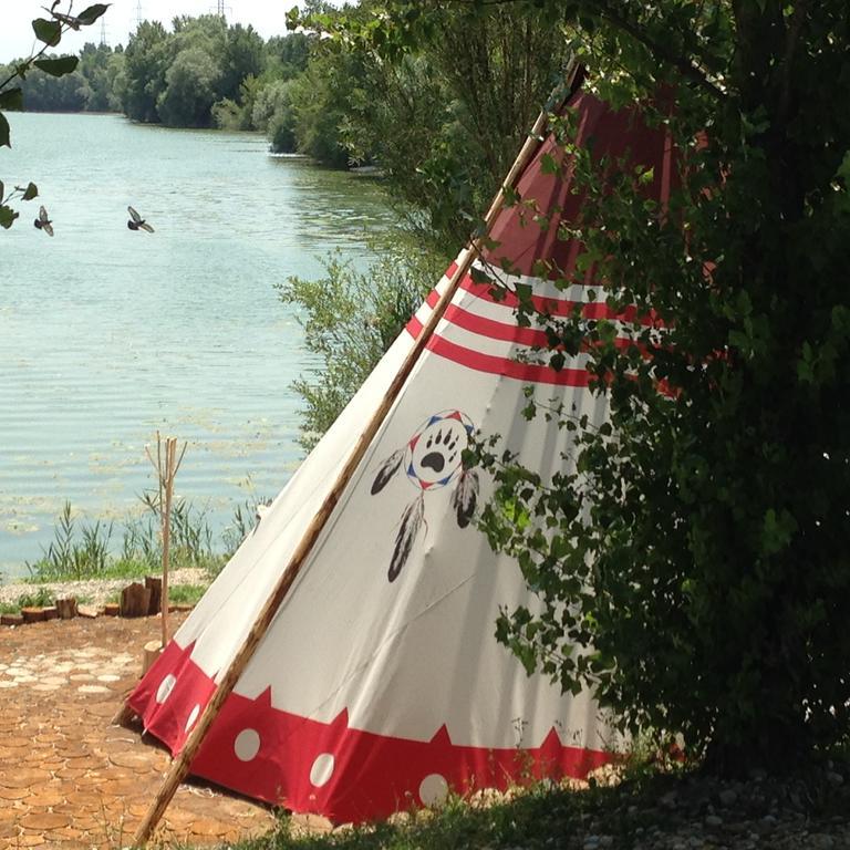 Zagreb Camp Bungalows Rakitje エクステリア 写真